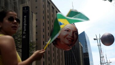 Miles de brasileños salen a las calles para exigir la destitución de Rousseff