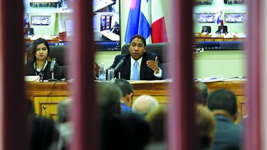 Denuncian amenazas a delator en caso de sobornos