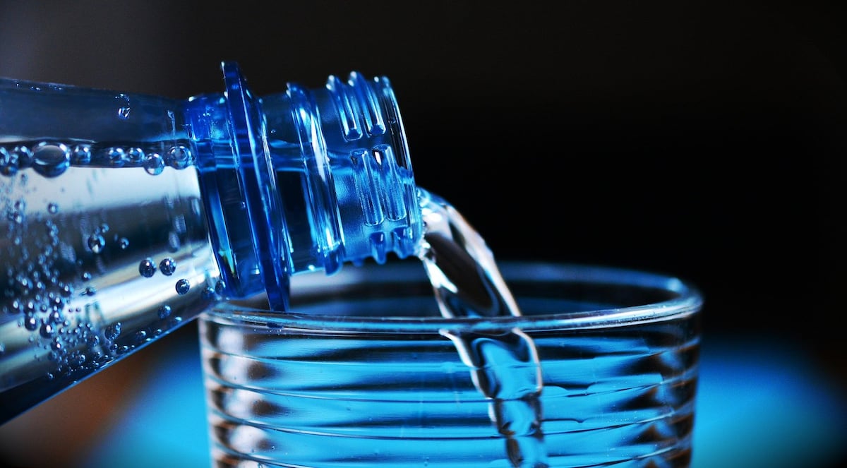 La mano peluda en el agua de Panamá