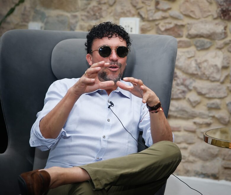 ‘Tengo Ganas Tour’ culmina en Panamá: el colombiano Andrés Cepeda despide una etapa con romance y fiesta