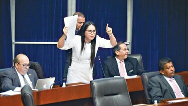Diputada Zulay Rodríguez denuncia al contralor Humbert