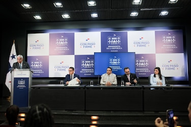 ¿Quién mueve las protestas? Mulino apunta a sindicatos, políticos y ‘mafias del pasado’