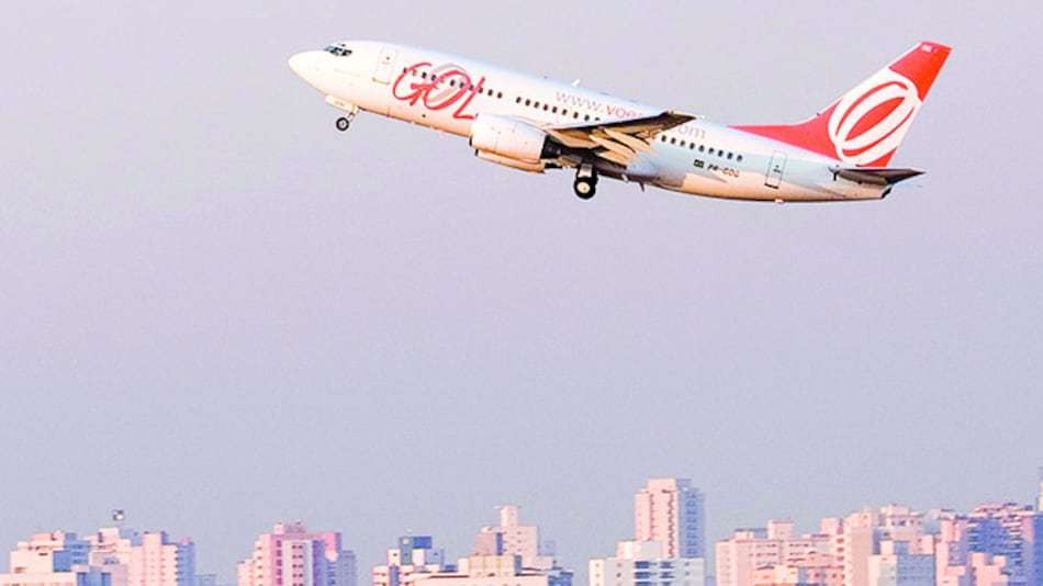 Aerolíneas añoran a viajeros corporativos