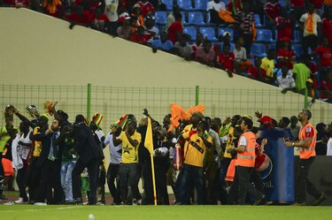 Semifinal entre Guinea Ecuatorial y Ghana fue interrumpida tras incidentes en las gradas