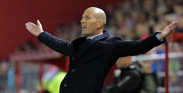 Zidane intenta que sus jugadores reaccionen