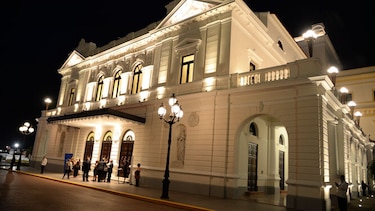 Se acerca la gala del premio Roberto Lewis