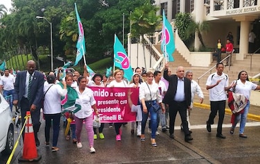 Seguidores de Martinelli le manifiestan su apoyo