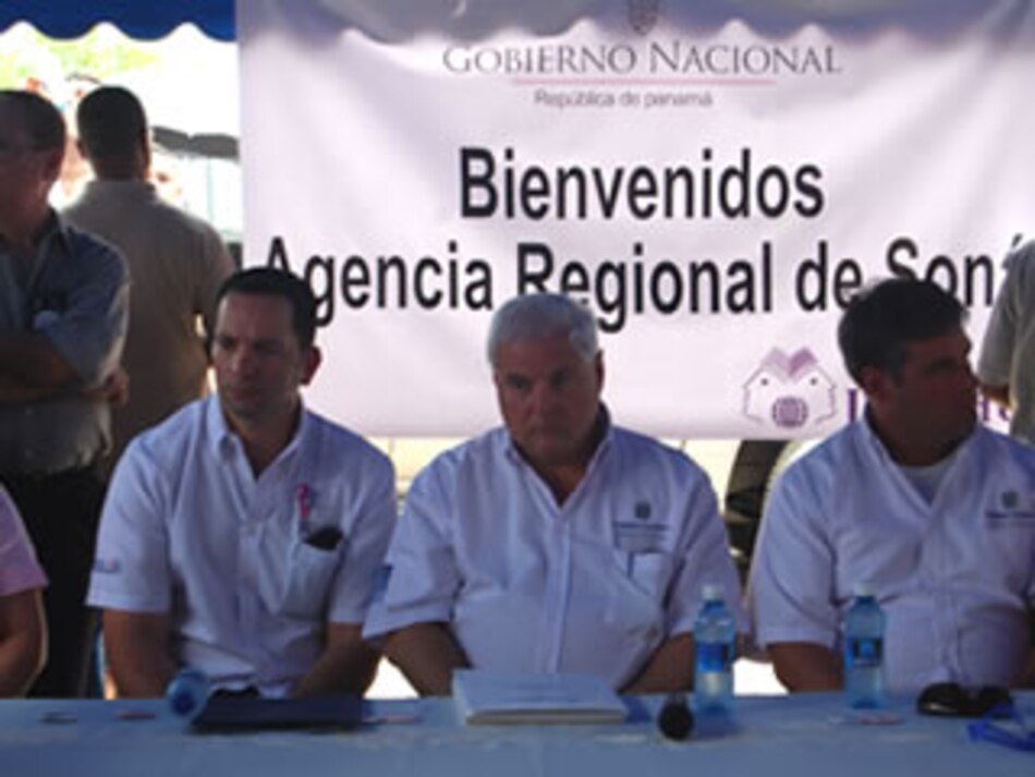 Martinelli justifica sus viajes al exterior