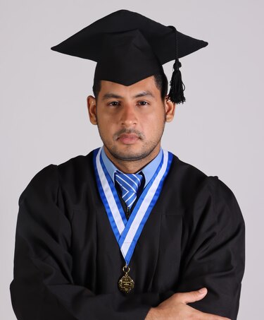 La Universidad de Panamá presenta a los graduados de su Facultad de Derecho y Ciencias Políticas