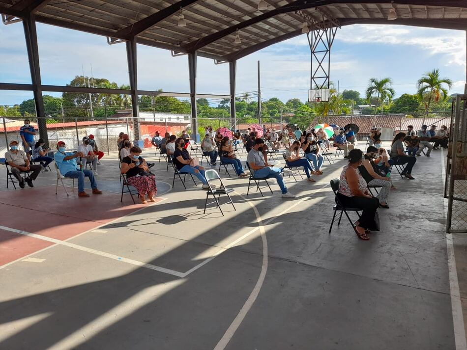 Comienza ‘barrido’ de vacunación con las dosis de Pfizer en Los Santos