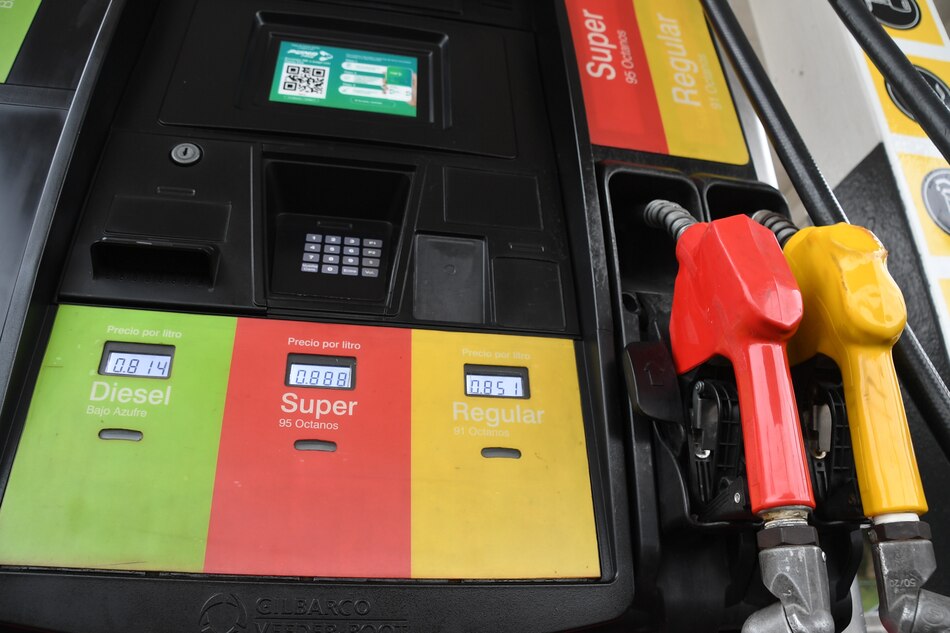 Nuevos precios de combustibles entrarán en vigor este viernes 10 de enero