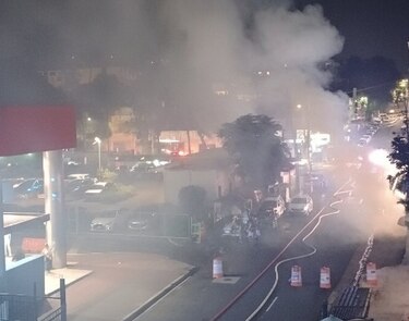 Bomberos sofocan sin víctimas incendio en apartamento cerca del Santo Tomás