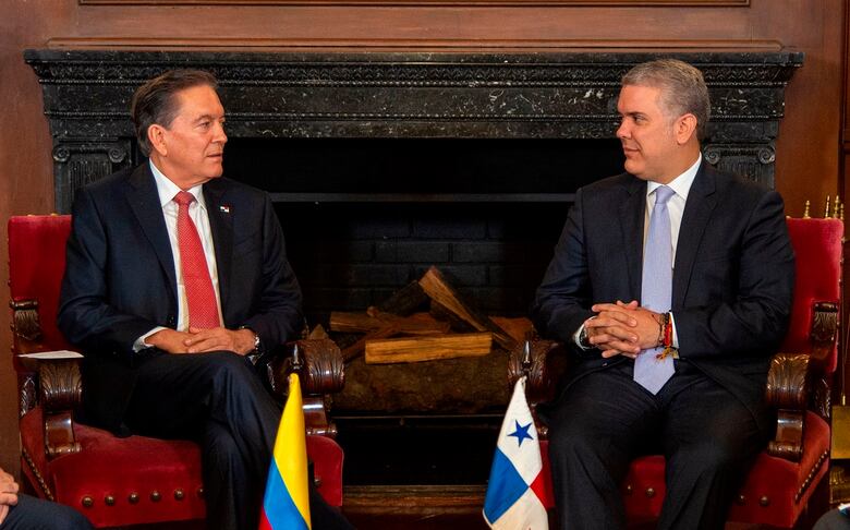 La misión bifocal de la Cancillería