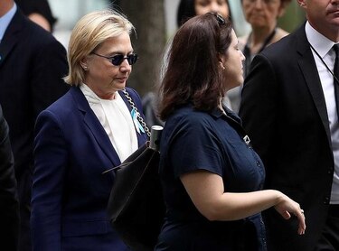 Hillary Clinton fue diagnosticada con neumonía y le dieron sus antibióticos