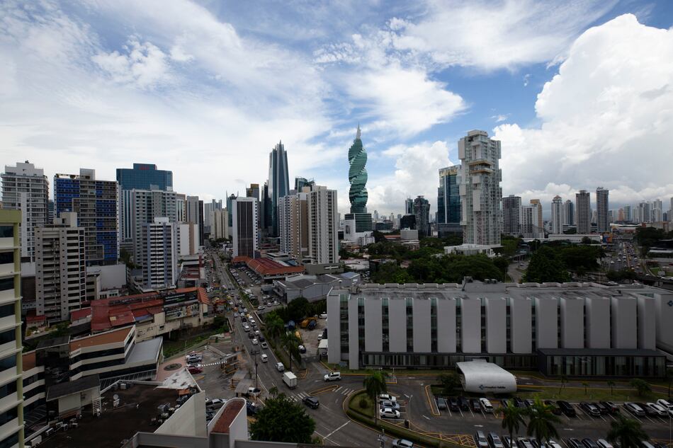 Moody’s cambia la perspectiva de Panamá de estable a negativa y mantiene el grado de inversión