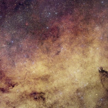 La espectacular imagen captada por un telescopio que muestra 60 millones de estrellas a la vez en la Vía Láctea