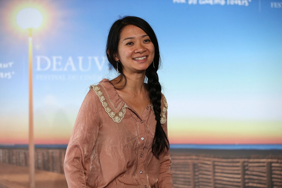 De Pekín al oeste de Estados Unidos, directora Chloe Zhao seduce a Hollywood