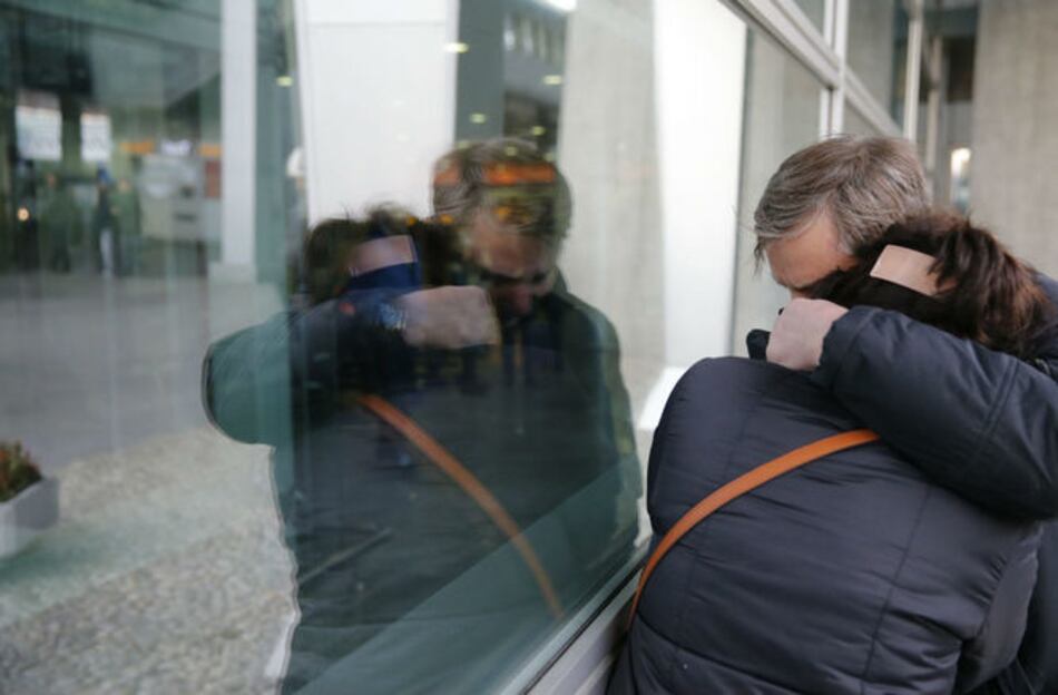 Rusia y Egipto no descartan que avión de pasajeros fuera derribado por misil del Estado Islámico