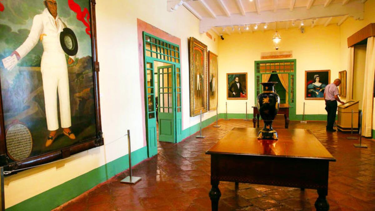 Interior de la casona donde San Martín y Bolívar atendían, entre otros asuntos, su correspondencia en Lima.