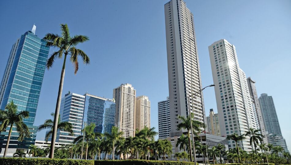 Panamá va detrás de los nómadas digitales
