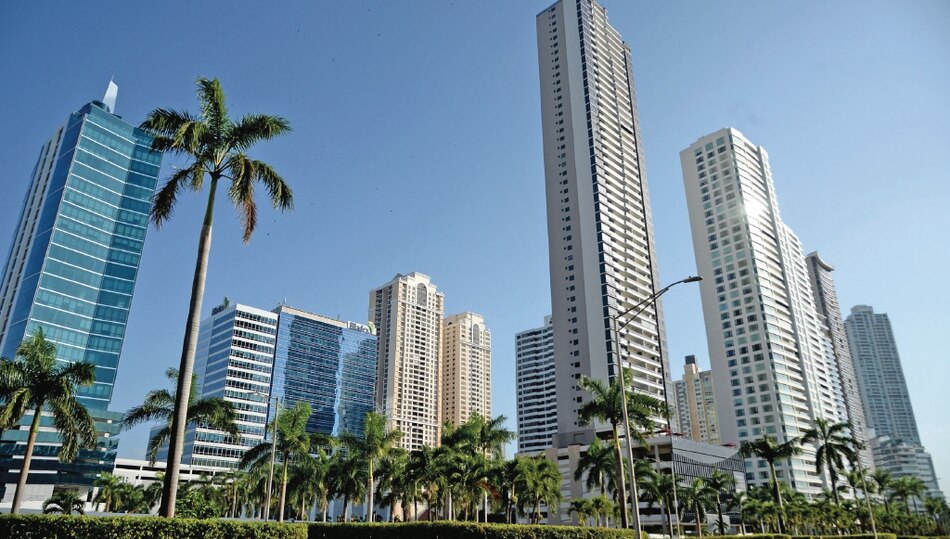 Panamá va detrás de los nómadas digitales
