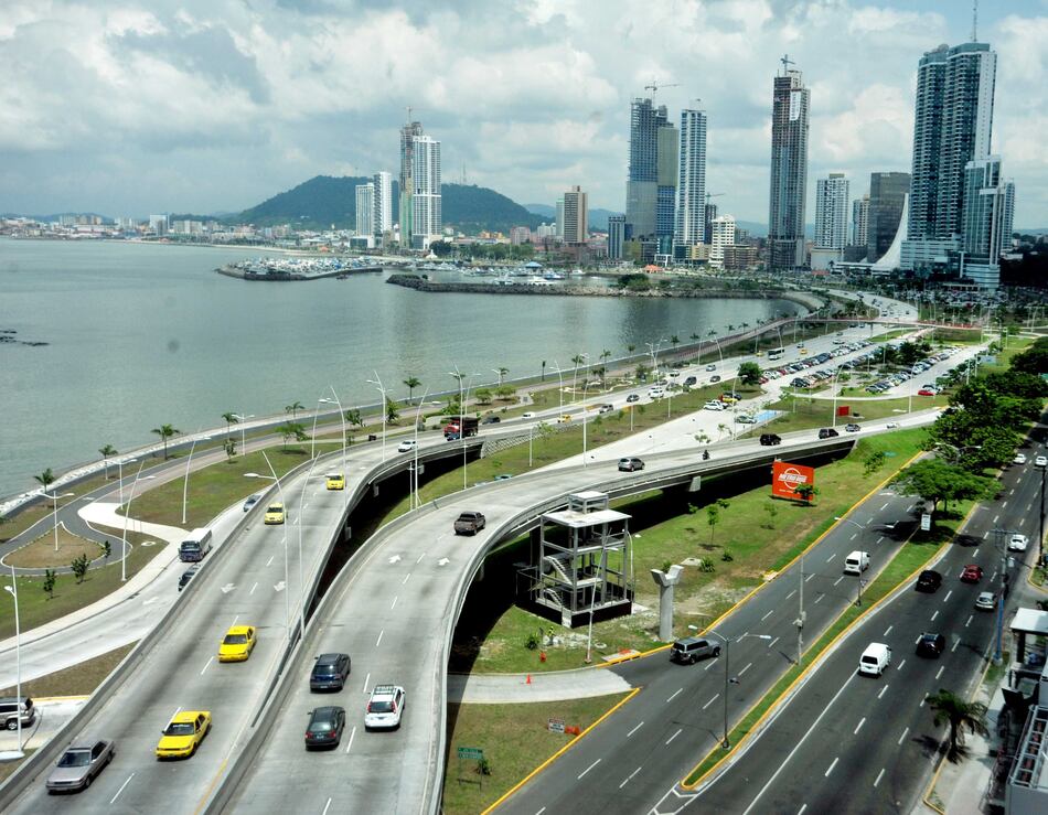 Gina Herrero, primera mujer en presidir Apadea: “El seguro es una inversión”