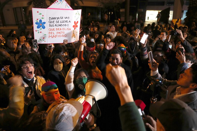 El Congreso de Perú destituye de manera exprés a la presidenta Dina Boluarte