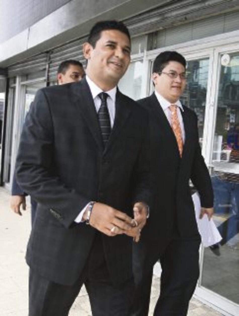 Ex fiscal destituido declara contra Gómez