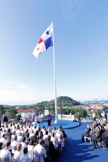 El Canal de Panamá celebra el 25º aniversario de su transferencia a administración panameña
