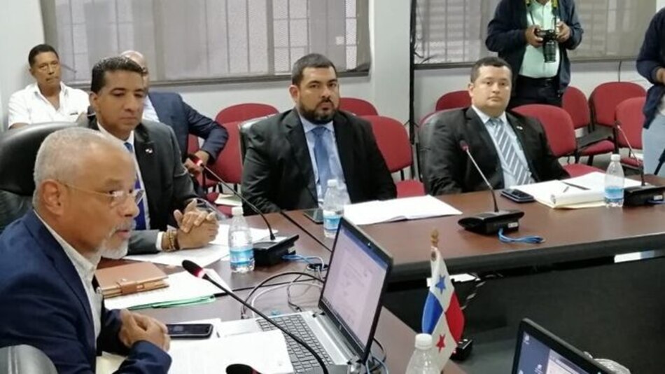 AAUD gestiona $5 millones adicionales para alquilar vehículos recolectores