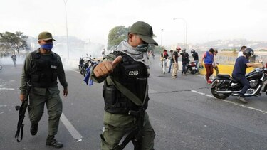 Estados Unidos dice que 'apoya plenamente' al pueblo venezolano en su búsqueda de libertad