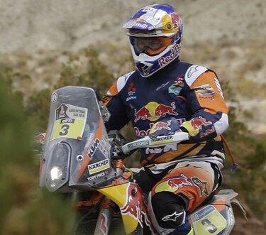 Loeb y Price ganan con autoridad