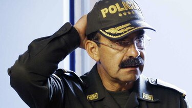 Procuraduría de Colombia abre investigación formal contra director de la Policía