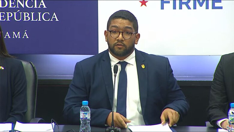 ¿Por qué el presidente Mulino destituyó al director del Ifarhu?