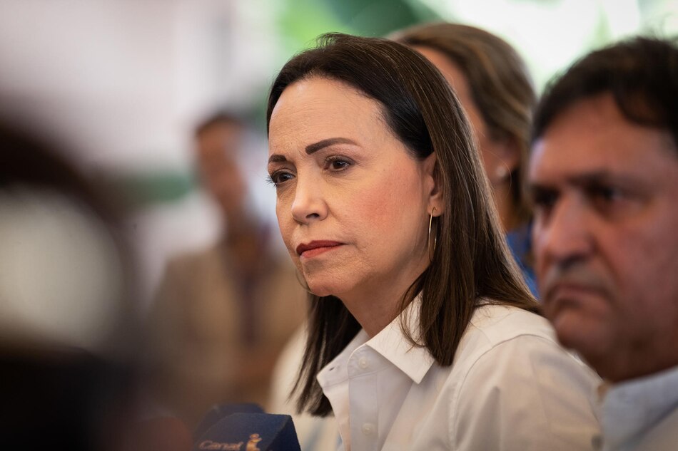 María Corina Machado dice que hay tiempo para poder sustituir al candidato presidencial