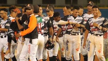 Los Santos a un juego de barrer la serie final del béisbol juvenil