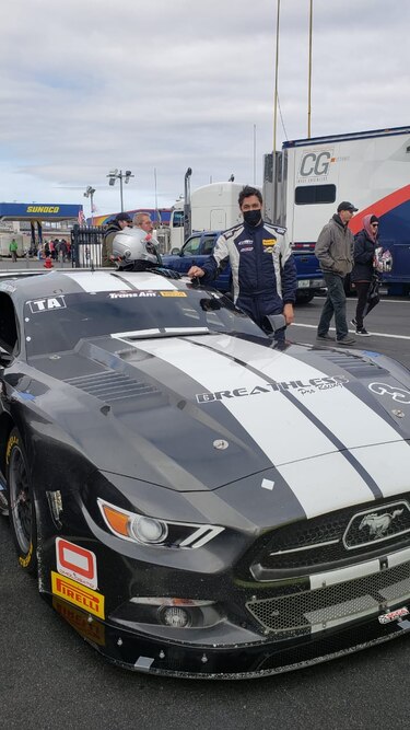 El piloto panameño Oscar Terán regresa a las pistas este fin de semana