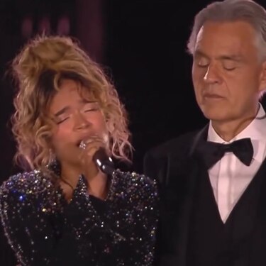 Karol G canta por la fraternidad en un memorable macroconcierto en la plaza vaticana