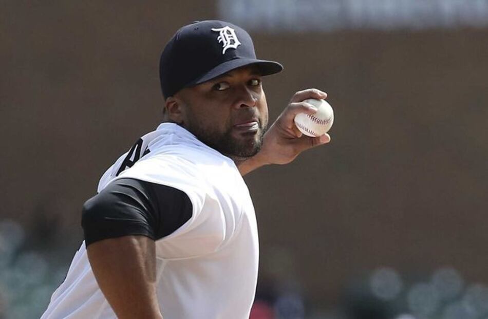 Liriano domina a Reales en primer triunfo de Tigres