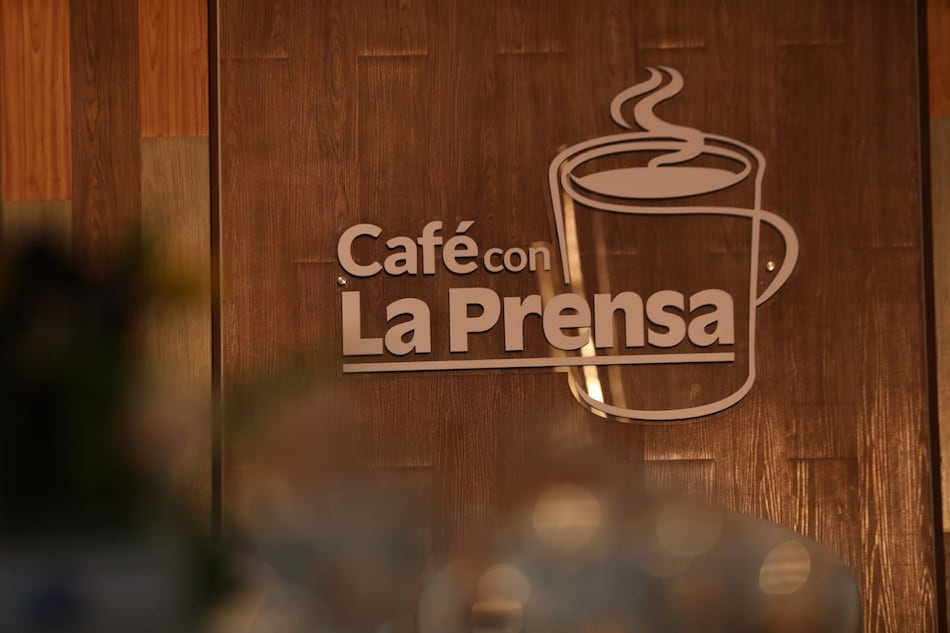 Café con La Prensa aborda el futuro de los seguros