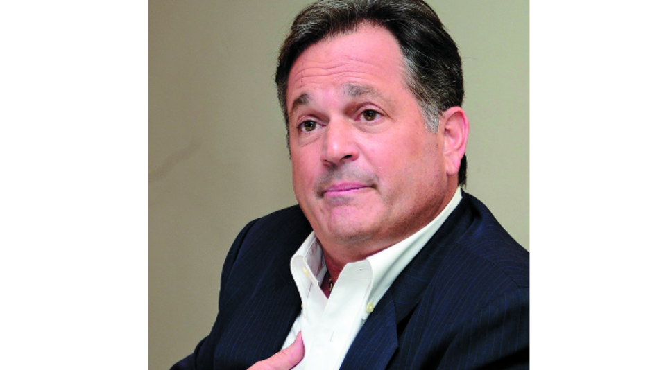 Juan Carlos Navarro demanda a ‘La Prensa’ y exige $2 millones