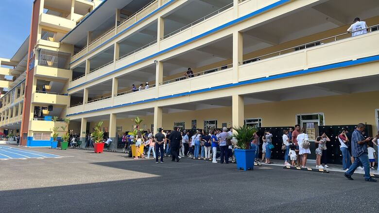 Desde Panamá hasta Arraiján, abarrotados los principales centros de votación