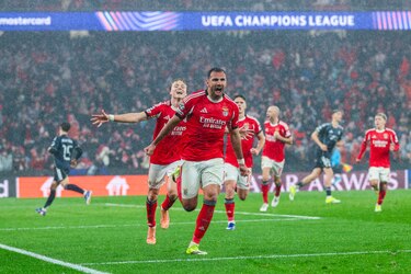 Minuto a Minuto: Benfica golea al Real Madrid y se clasifica