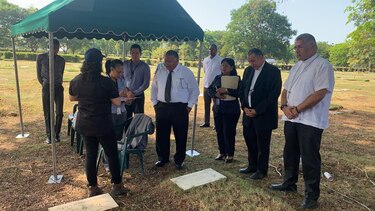 Se inicia exhumación de restos de Heliodoro Portugal; practicarán nueva prueba de ADN