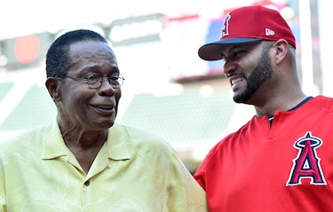 Su niñez y lo difícil que ha sido sacarlo ‘out’: Rod Carew cuenta todo en su nuevo libro