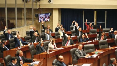 Cúpula del PRD defiende su maniobra política