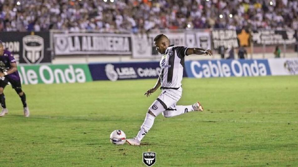 Doce jugadores, en capilla ardiente para la gran final