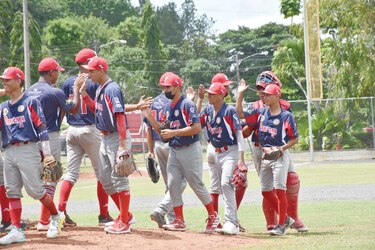 Las dos Panamá buscan la final