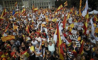 Tensión y duelo durante la fiesta nacional española