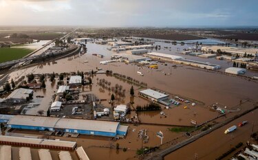 Cifra de muertos por tormentas en California sube a 17, entre ellos dos niños